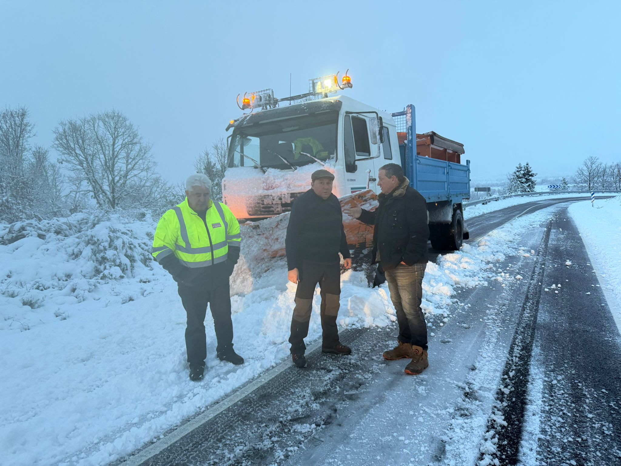 La Diputación refuerza el dispositivo invernal para garantizar la seguridad en las carreteras del noroeste provincial