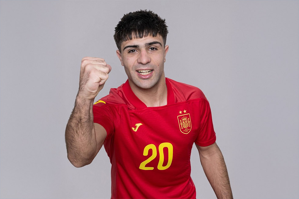 El benaventano David Novoa autor del segundo gol de España en el Europeo y mejor jugador del partido