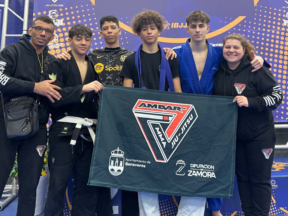El Ámbar Team destaca en el autonómico de Burgos rumbo al Nacional de Grappling