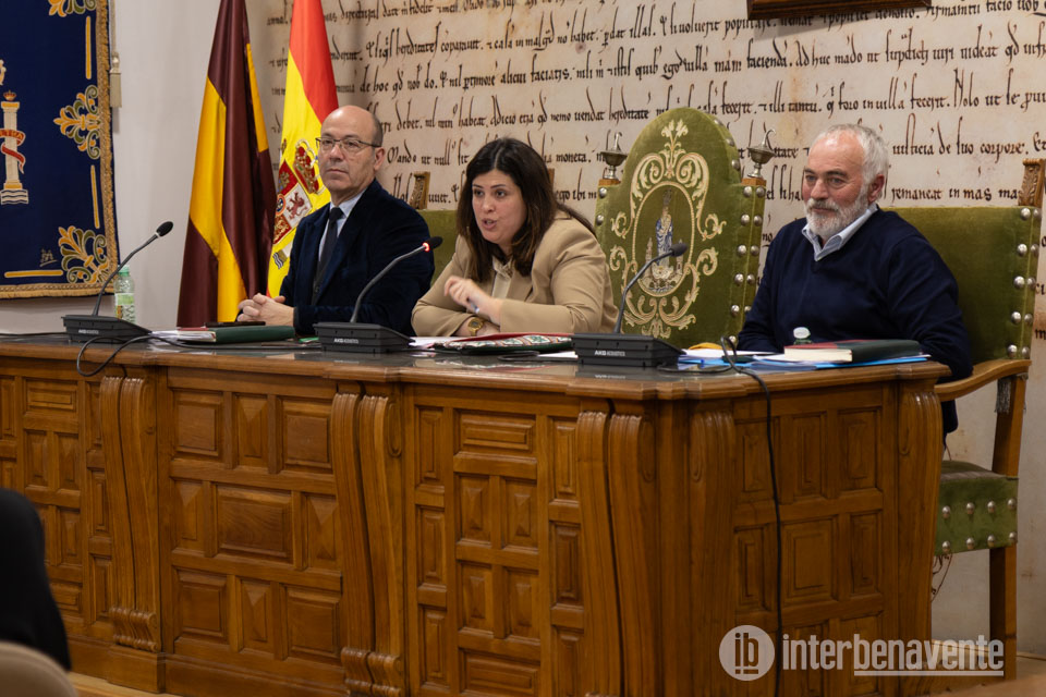El Equipo de Gobierno califica de “infames declaraciones” la postura de Jesús Nieto sobre la convocatoria de la plaza de Técnico de Contrataciones
