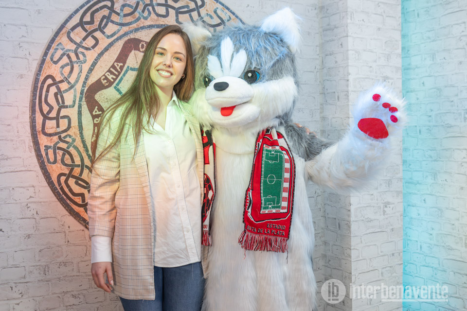 Laura Bresme, joven emprendedora de la Comarca: "t&uacute; tambi&eacute;n podr&aacute;s decir que estuviste en el primer ZAFEST"