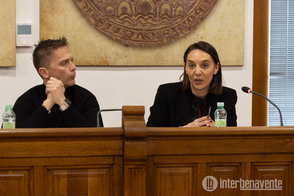 Personal consigue viabilidad a la creación de una plaza de técnico de administración general de contratación servicio de secretaria