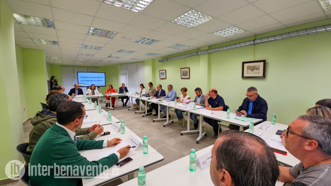 Foto archivo. Comisi&oacute;n de Seguimiento celebrada en septiembre de 2023