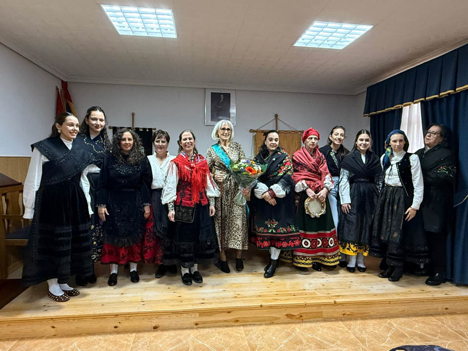 Las mujeres toman el mando en Pobladura del Valle con la elección de la Águeda Mayor, Nieves Benítez