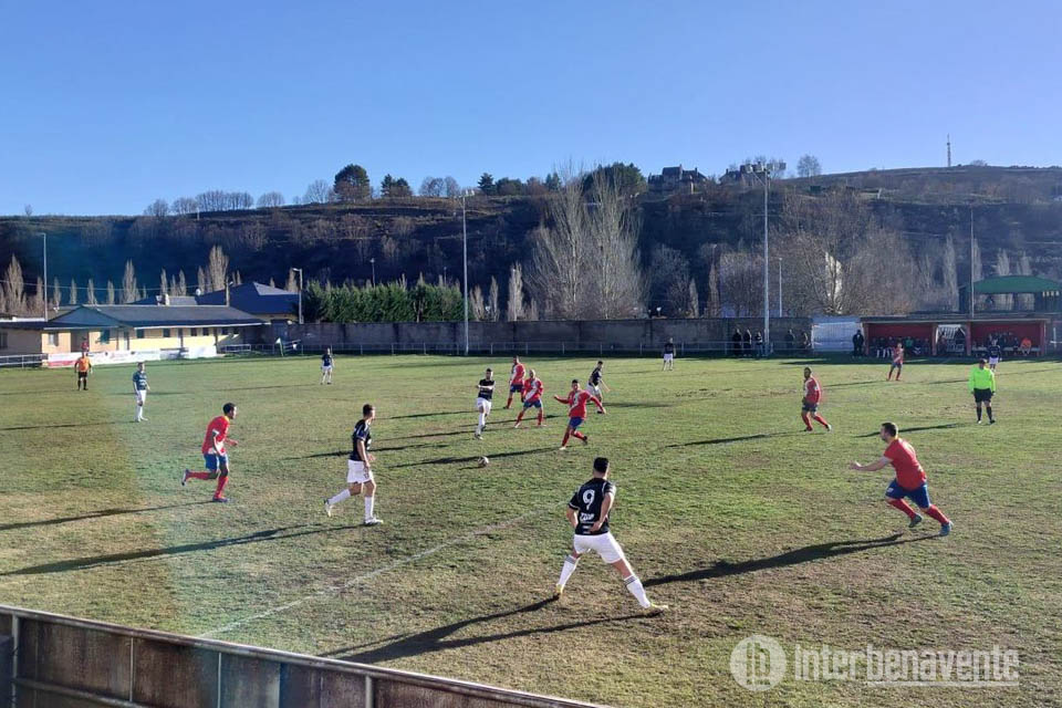 El CD Santa Croya sigue colíder tras arrollar por goleada al Sanabria FC