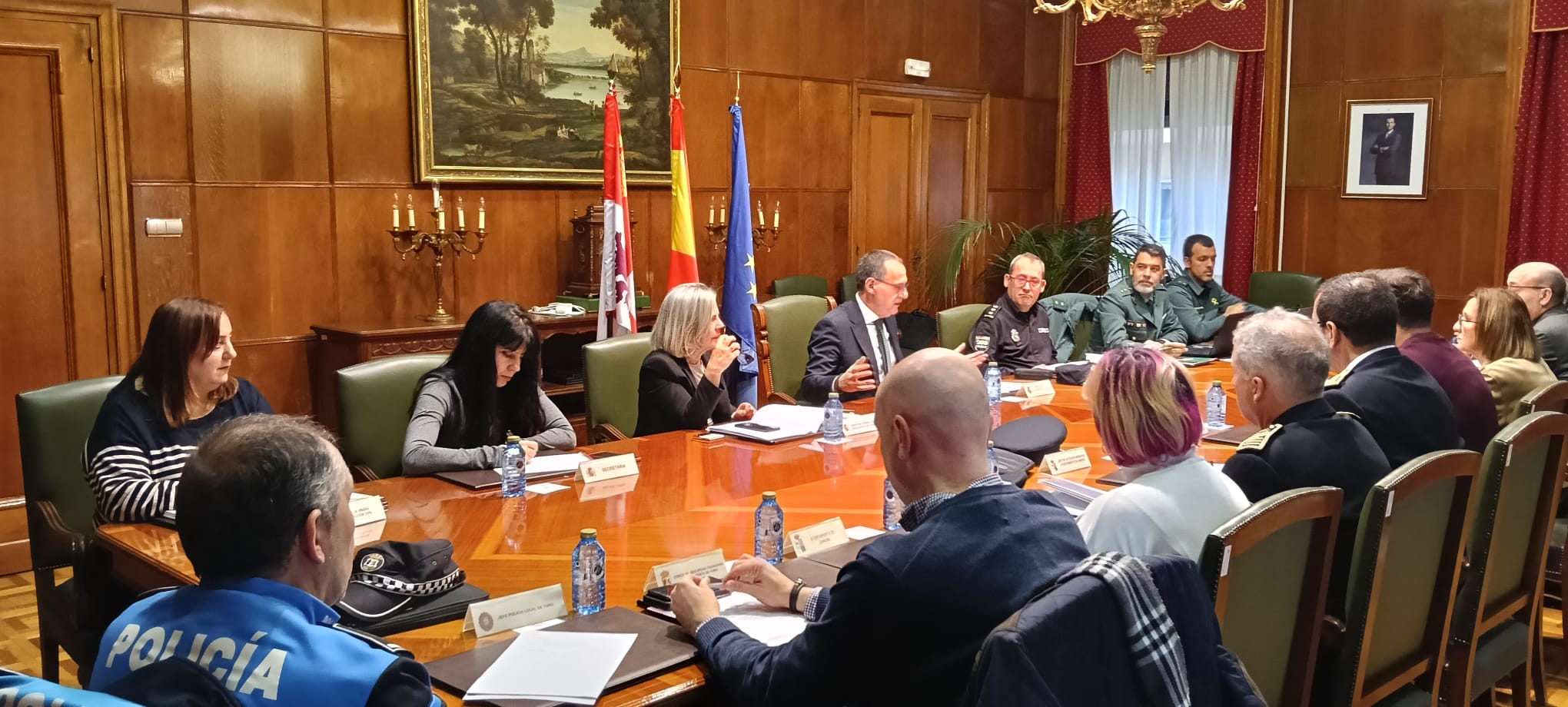 Policía Local y Guardia Civil coordinarán la seguridad durante el domingo electoral en Beavente y comarca