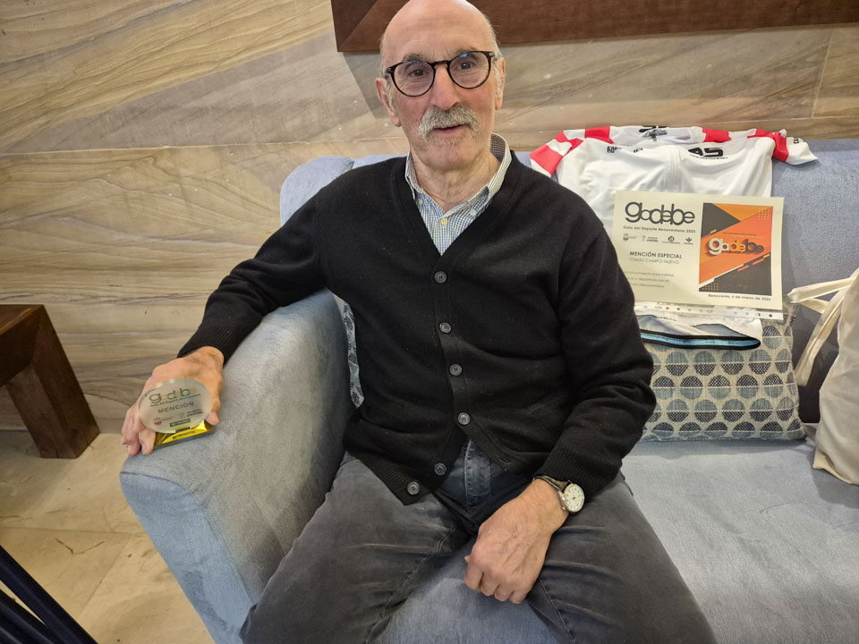 Homenaje &iacute;ntimo y emotivo a Tom&aacute;s Campo Nuevo en el 45.&ordm; aniversario del Club Ciclista Benaventano