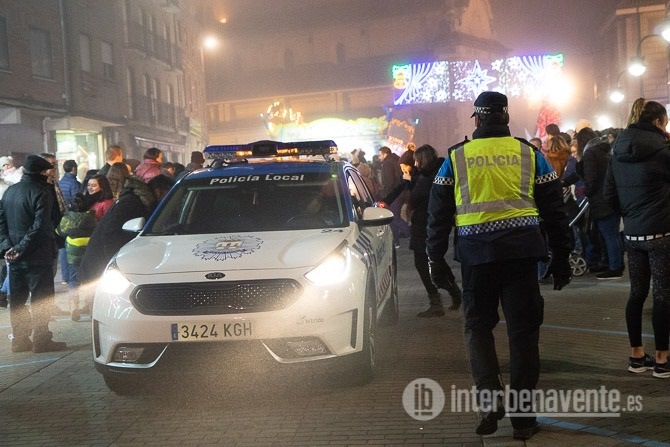 Los agentes de la Policía Local que aspiren a  las dos plazas de oficiales deberán superar un examen teórico, pruebas físicas y psicotécnicas