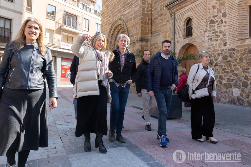 V&iacute;deo: As&iacute; ha sido la visita a Benavente de Carlos Mart&iacute;nez, candidato del PSOE a la Junta de Castilla y Le&oacute;n
