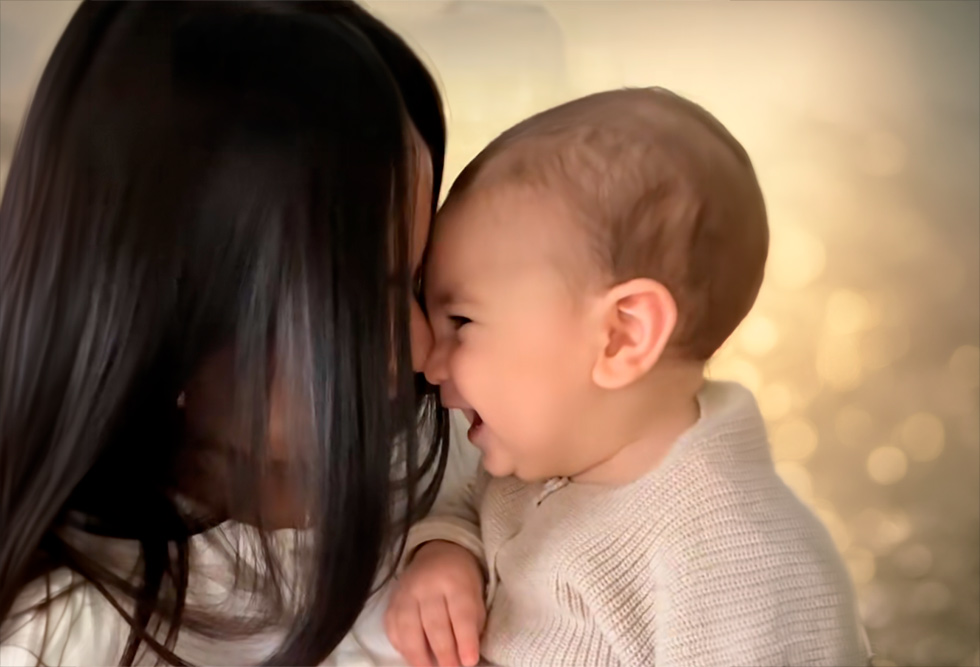 Una joven madre de Benavente conquista TikTok con un clip viral de complicidad con su hijo