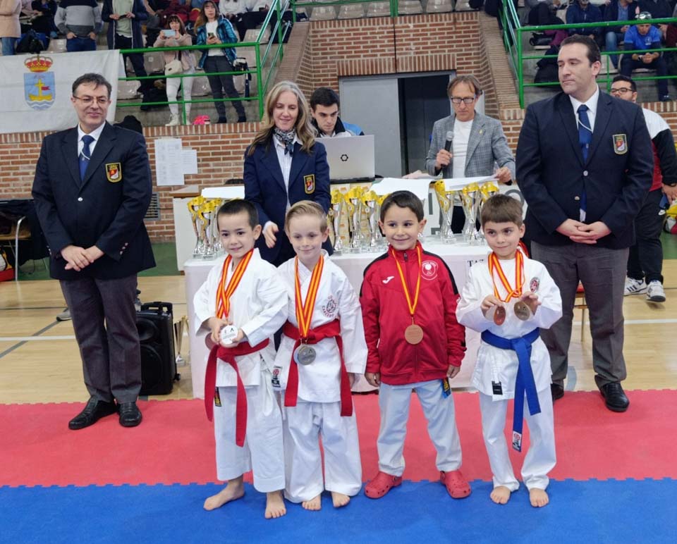 Pleno de pódiums para el Club Shotokan Karate Benavente en la última fase de la Liga Regional