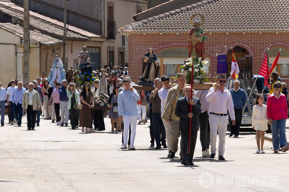 Revellinos de Campos celebra una de las procesiones de San Marcos con m&aacute;s participaci&oacute;n de los &uacute;ltimos a&ntilde;os