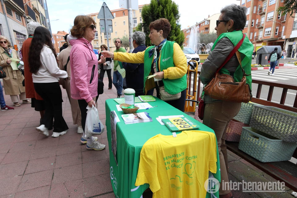 &lsquo;Cuando paras, nos movemos&rsquo;, el gesto de Benavente con la AECC que activa la esperanza frente al c&aacute;ncer