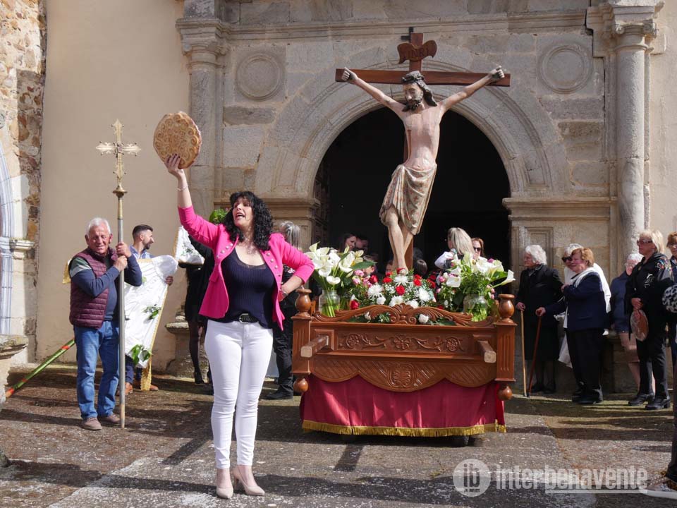 Reencuentro y devoci&oacute;n en el Bendito Cristo de la Piedad de Burganes de Valverde