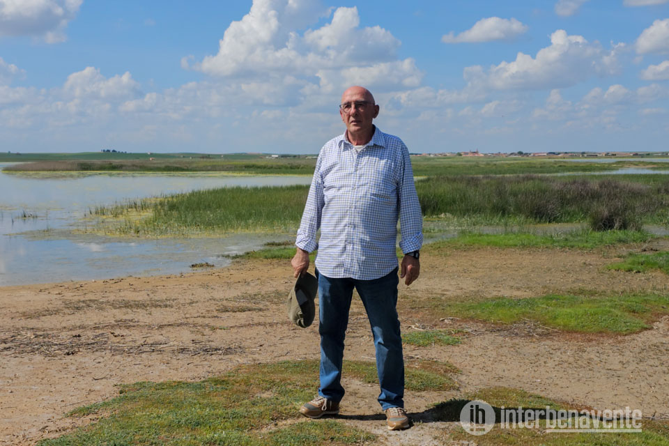 &ldquo;Vivimos rodeados de luz y hemos dejado de mirar arriba&rdquo;, Teo Charro, astr&oacute;nomo em&eacute;rito y divulgador desde Villaf&aacute;fila