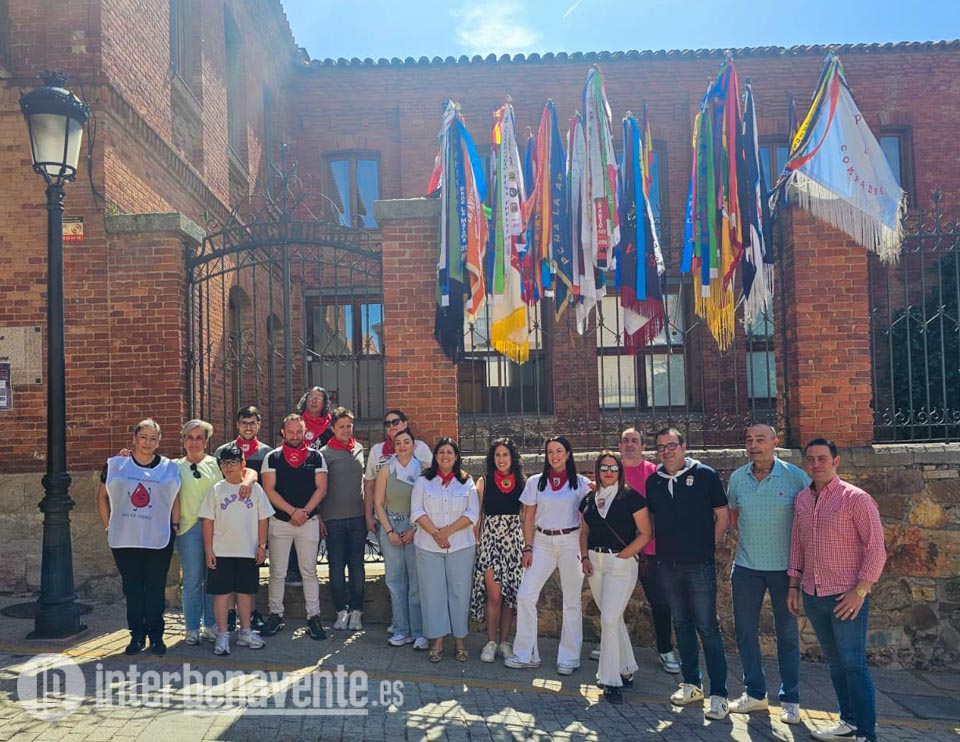 Las Pe&ntilde;as Oficiales se unen para dar vida a la donaci&oacute;n de sangre