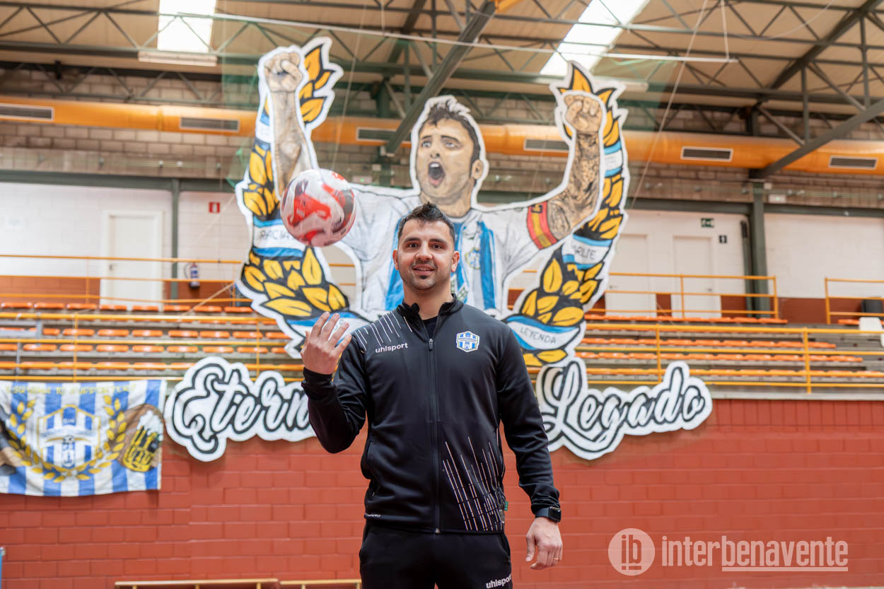 Charlie Mu&ntilde;iz &ldquo;mi objetivo es convertirme en entrenador del Atl&eacute;tico Benavente&rdquo;