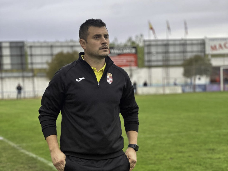 Óscar Sánchez Zamora dirigirá al primer equipo del C.D.F. Benavente en la temporada 2026-2027