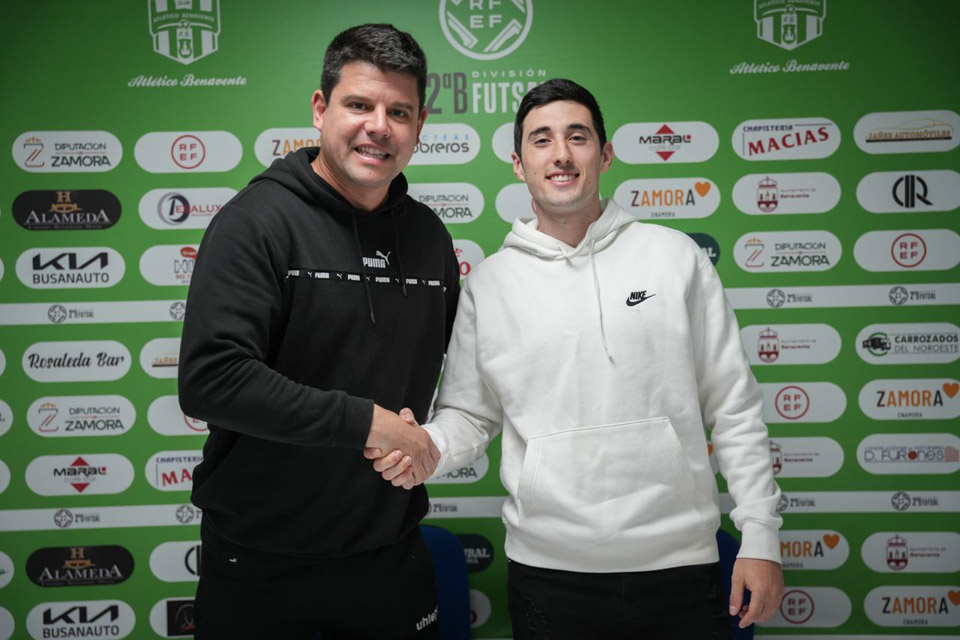&Aacute;lvaro Vallejo aterriza en el Atl&eacute;tico Benavente  tras firmar 28 goles en Segunda B