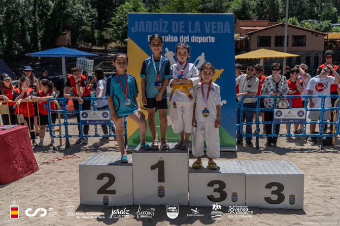 Galder y Ariadne llevan al Shotokan benaventano al podio nacional en Kárate Playa