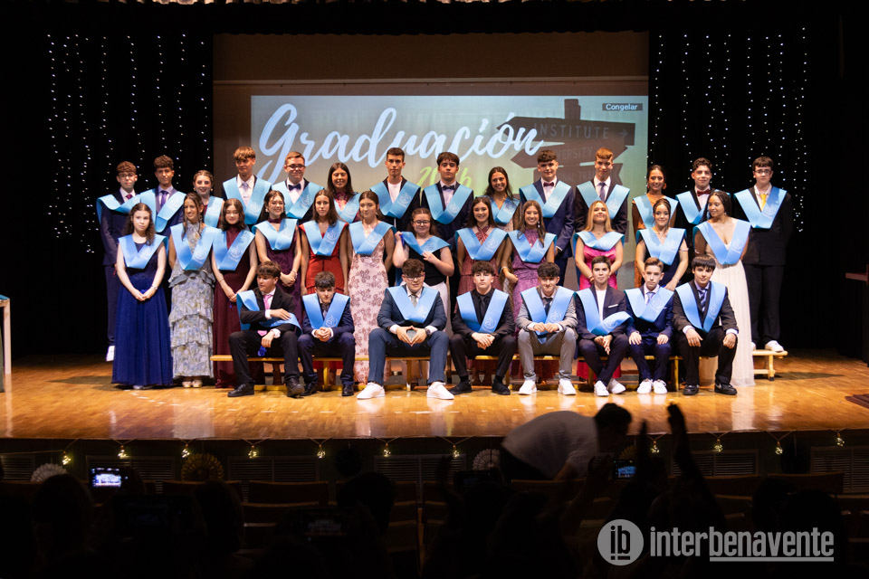V&Iacute;DEO/FOTOS: Graduaciones en el Colegio San Vicente de Pa&uacute;l