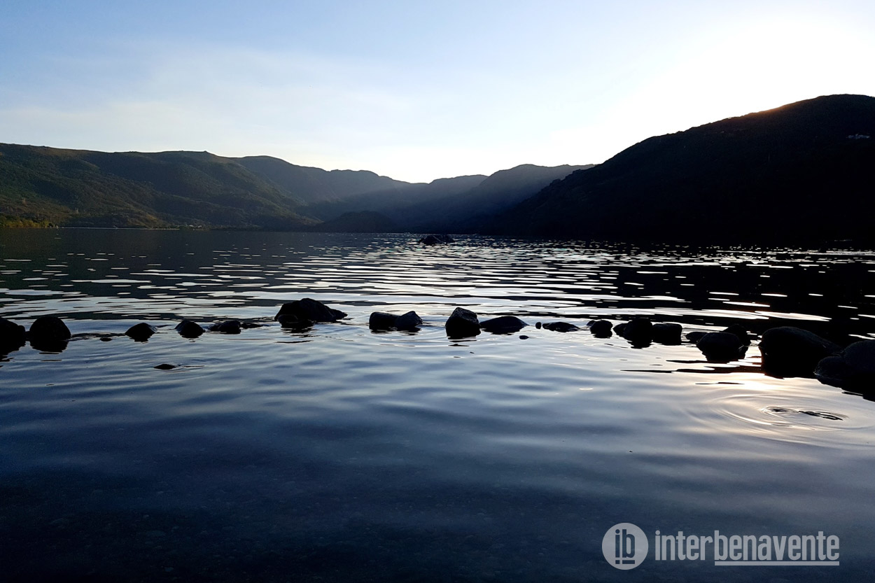 Ruta de naturaleza por Zamora: Cómo viajar en autobús y acampar en el Parque Natural del Lago de Sanabria