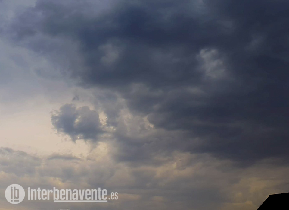 Alerta amarilla por tormentas con fuertes rachas de viento en Benavente para la tarde del martes