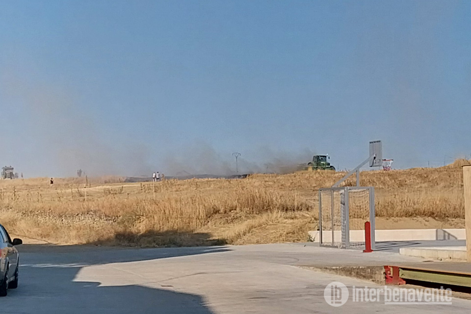 Controlado un incendio en el término de Vidayanes