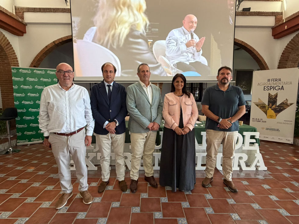 La consejería de Agricultura pide revisar las políticas ambientales que afectan al medio rural