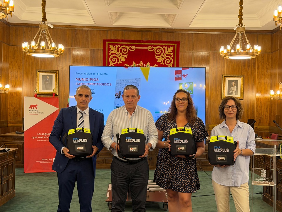 Benavente y Santa Croya de Tera acogerán una formación práctica para el uso de desfibriladores impulsado por la Diputación