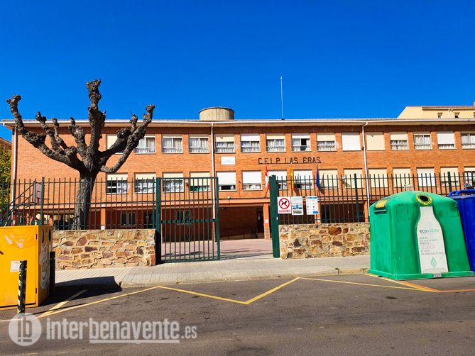 Educación destina una inversión de más de 5.800 euros para mejoras en el Colegio de las Eras