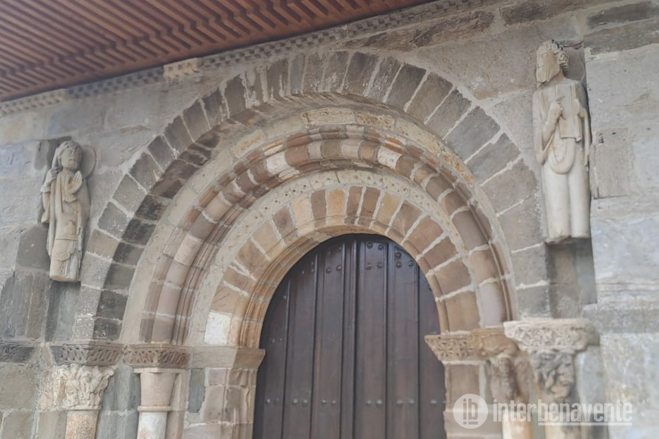 La Asociaci&oacute;n Zamorana de los Caminos de Santiago reclama el traslado de la talla de Santa Marta de Tera para frenar su deterioro