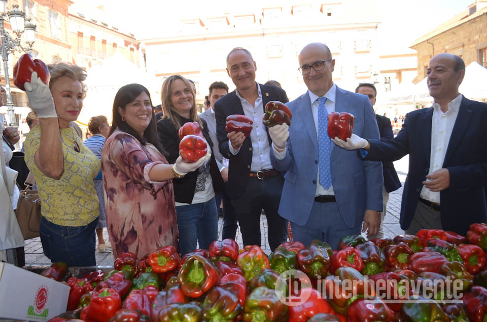 La Feria del Pimiento de Benavente suma nuevos productores y avanza hacia el envasado del producto