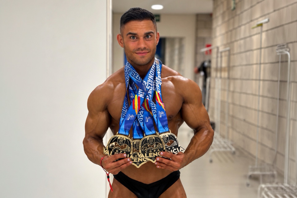 Javier López Mielgo cuatro medallas y dos primeros puestos en la Copa Valencia NPC de culturismo
