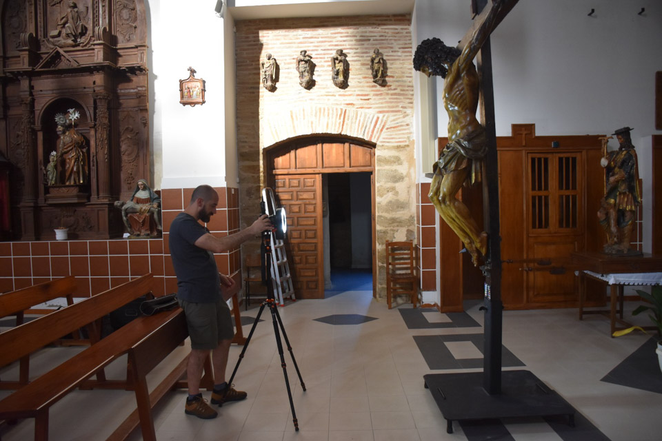 Villalpando digitaliza su patrimonio cofrade para difundirlo y documentar su conservaci&oacute;n