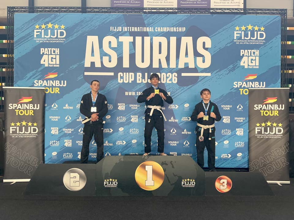 El Ámbar Peposo Team Benavente conquista dos oros y una plata en la Asturias BJJ Cup