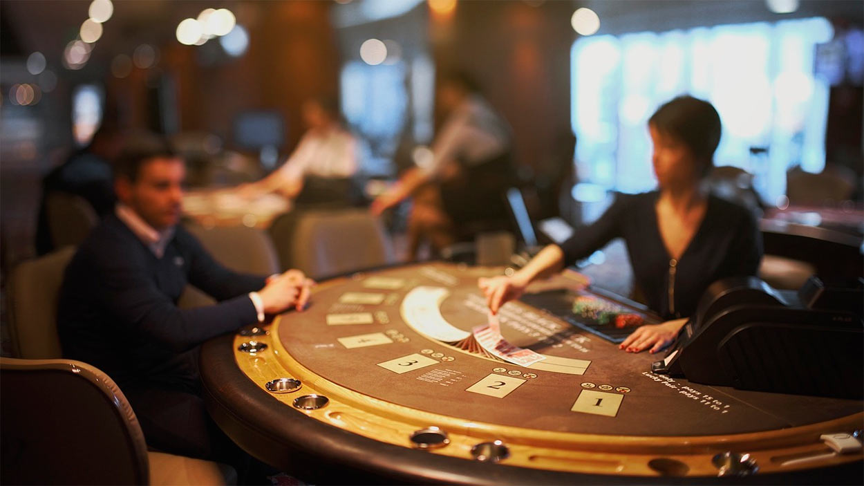 Casino y lenguaje cotidiano, el curioso origen de expresiones que usamos a diario