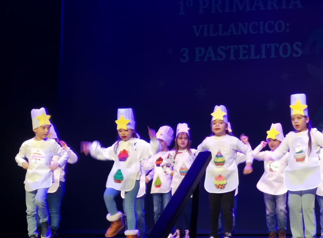 El CEIP Fernando II lleva la Navidad al Teatro Reina Sofía de Benavente