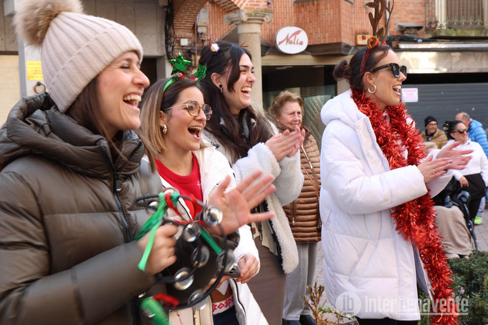 El Colegio San Vicente de Pa&uacute;l lleva los villancicos a las calles y plazas de Benavente