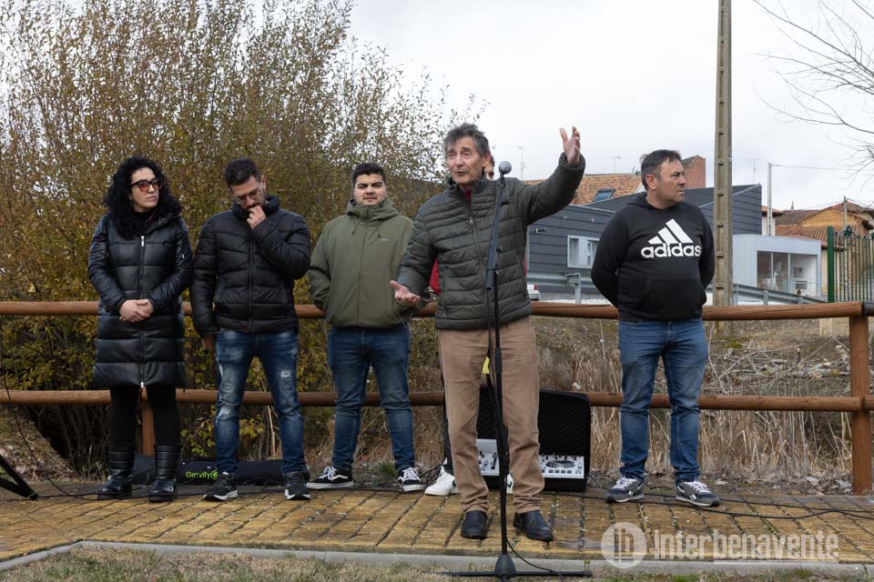 "La Confederación es peor que la Inquisición", el duro alegato en la protesta de San Pedro de Ceque por la limpieza del cauce los ríos
