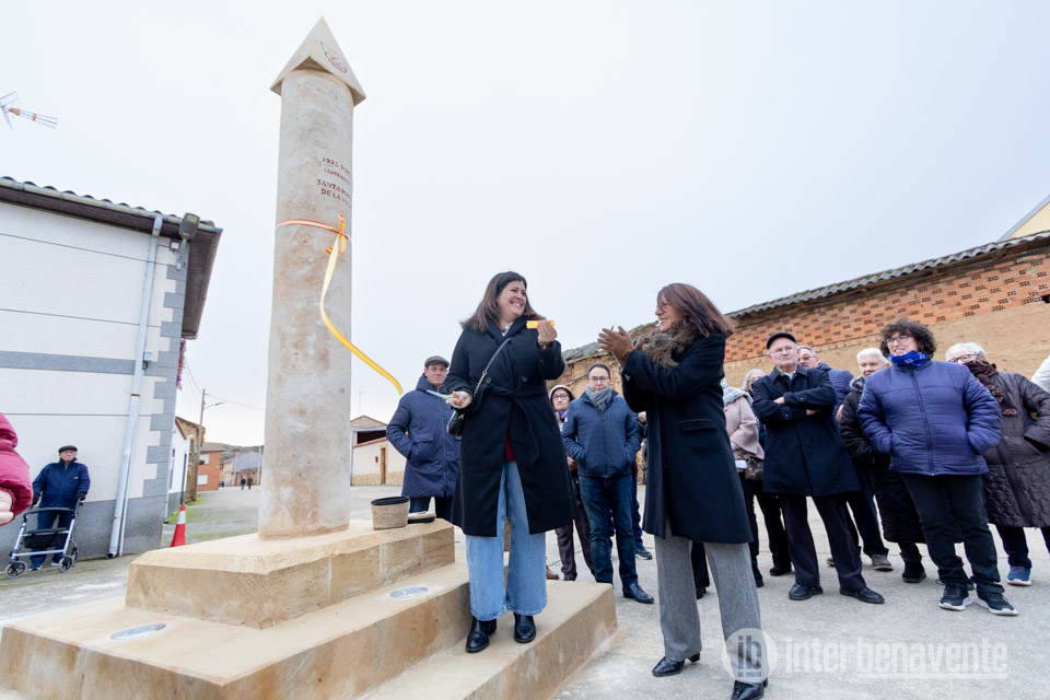 Un monumento para la memoria, Santa Mar&iacute;a de la Vega celebra el centenario de la uni&oacute;n de Redelga y Verdenosa