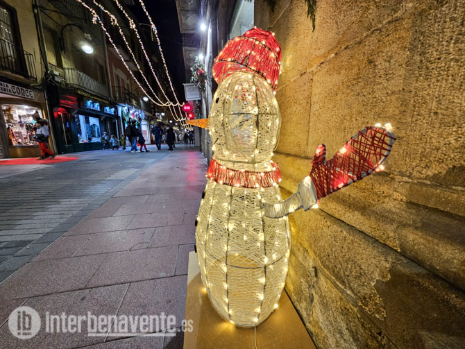 El Ayuntamiento de Benavente aprueba el quinto intento de licitación para pavimentar la Calle la Rúa